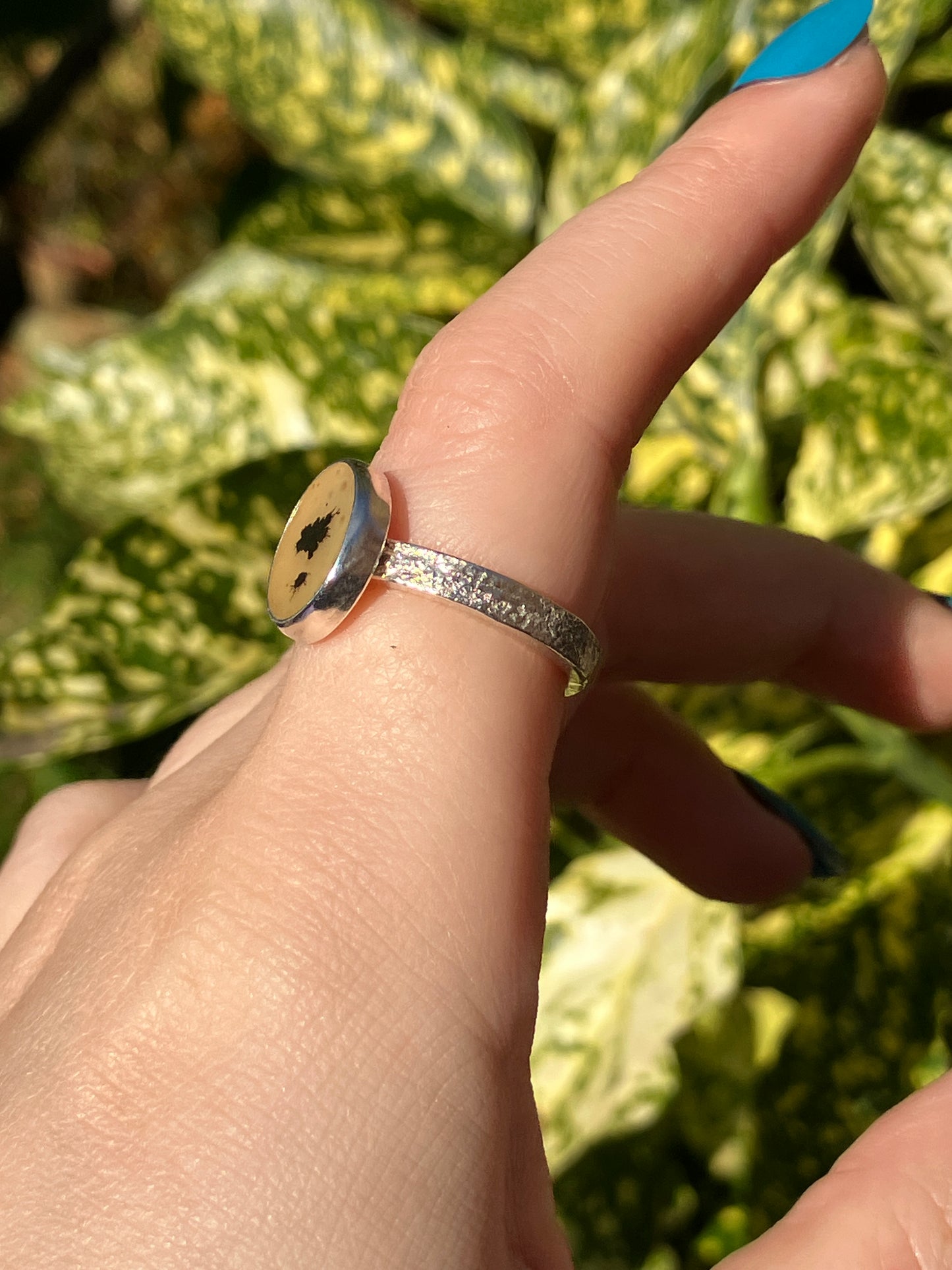 Dendritic Agate and Sterling Silver Textured Statement Ring - UK Size O/US Size 7.5