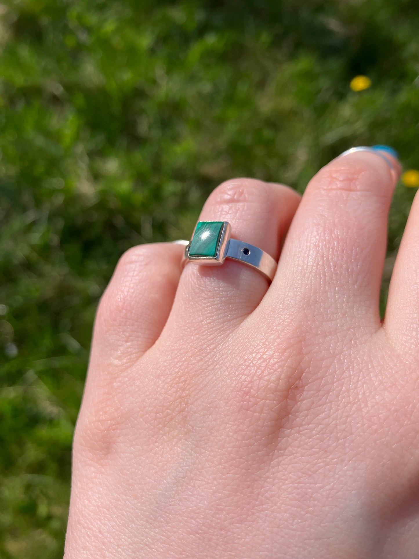 Malachite, Black Sapphire and Sterling Silver Ring - UK Size M/US Size 6.75