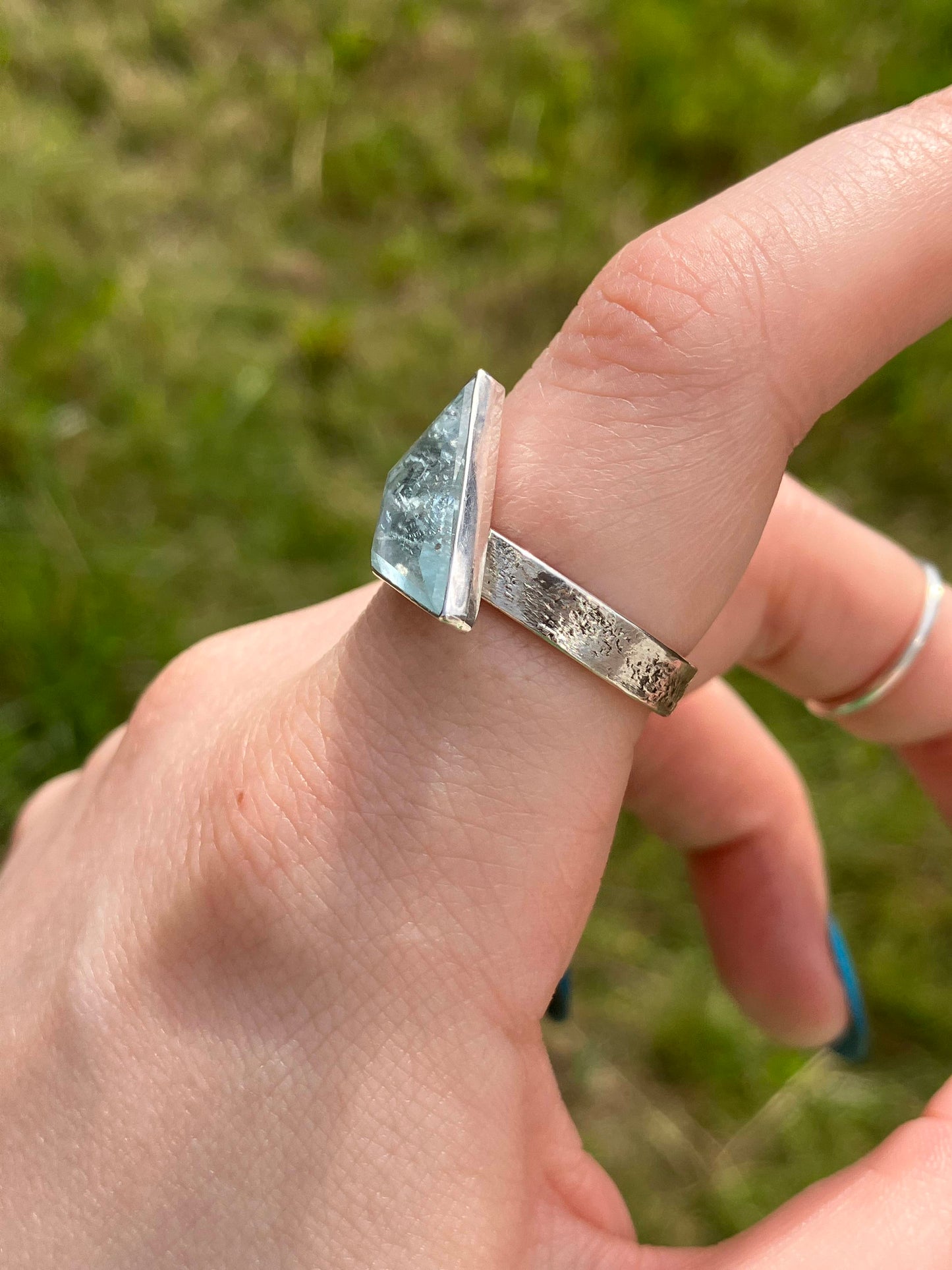 Aquamarine and Sterling Silver Textured Statement Ring - UK Size Q1/2 / US Size 8.5