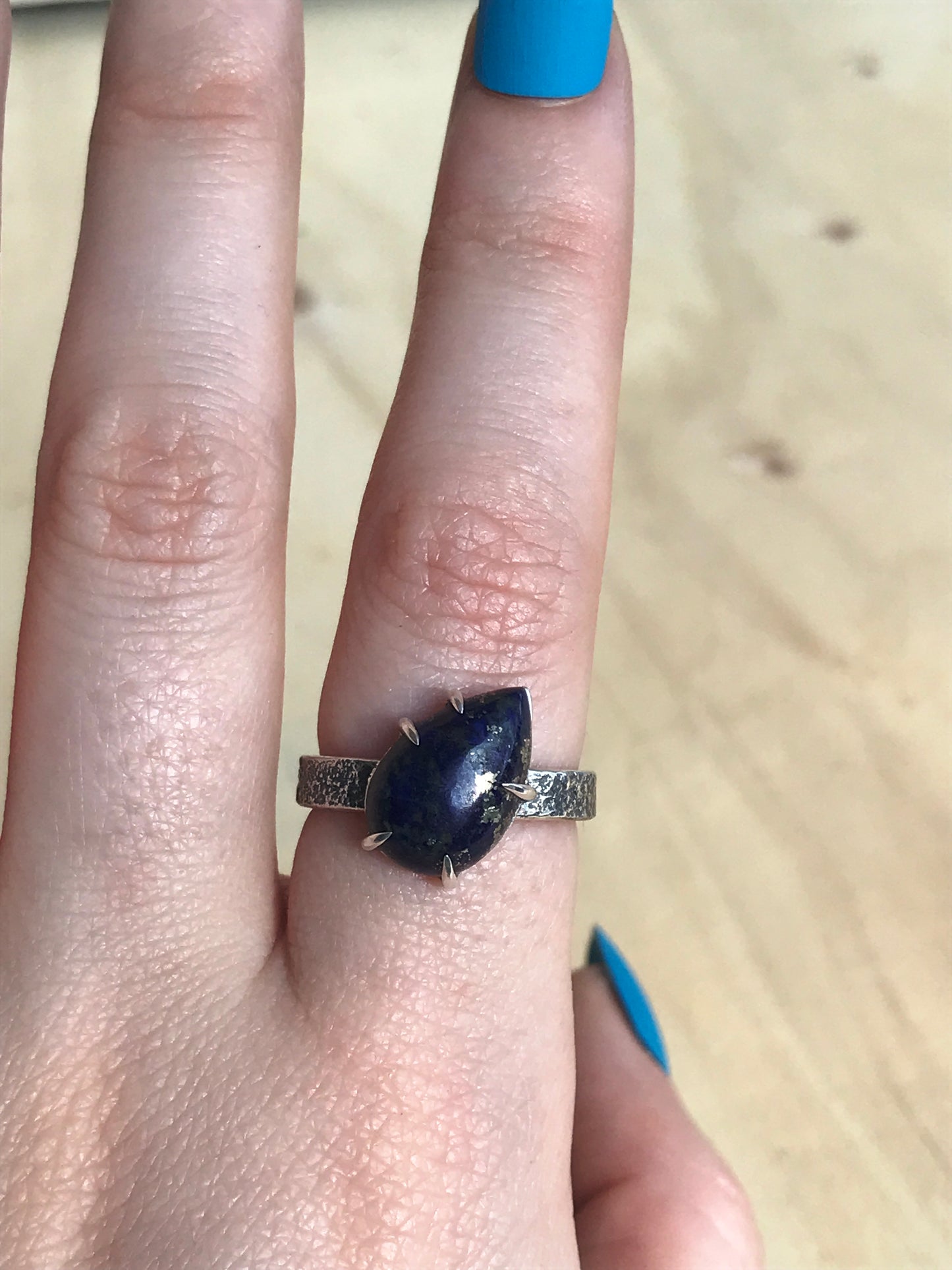 Claw Set Lapis Lazuli and Sterling Silver Ring with Textured Band Detail - UK Size O