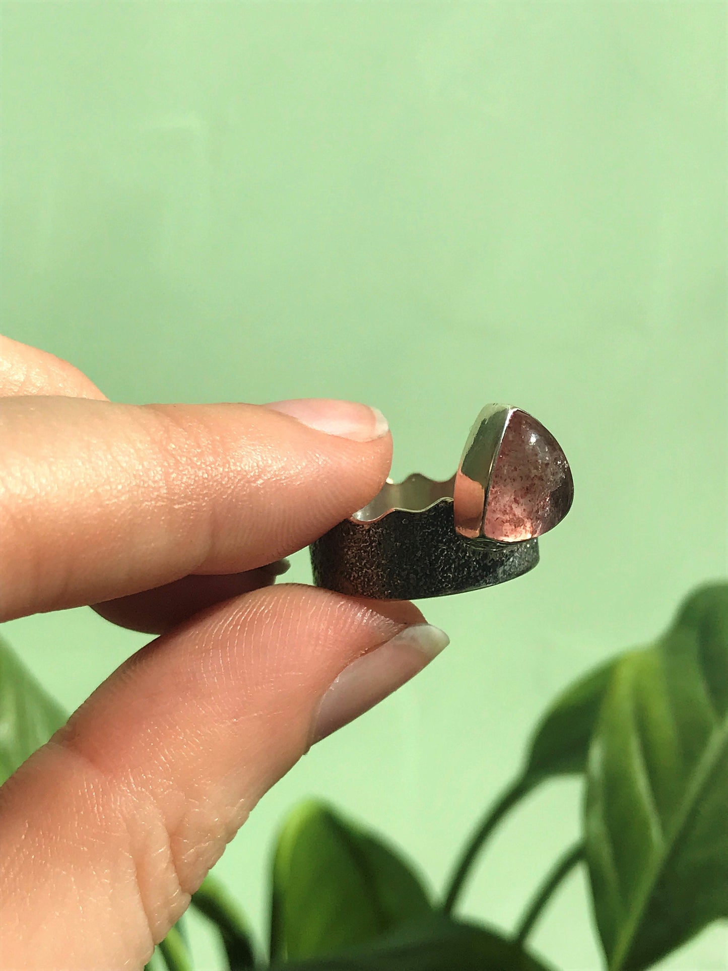 Strawberry Quartz and Sterling Silver Textured Ring with Wavy Details - UK Size N