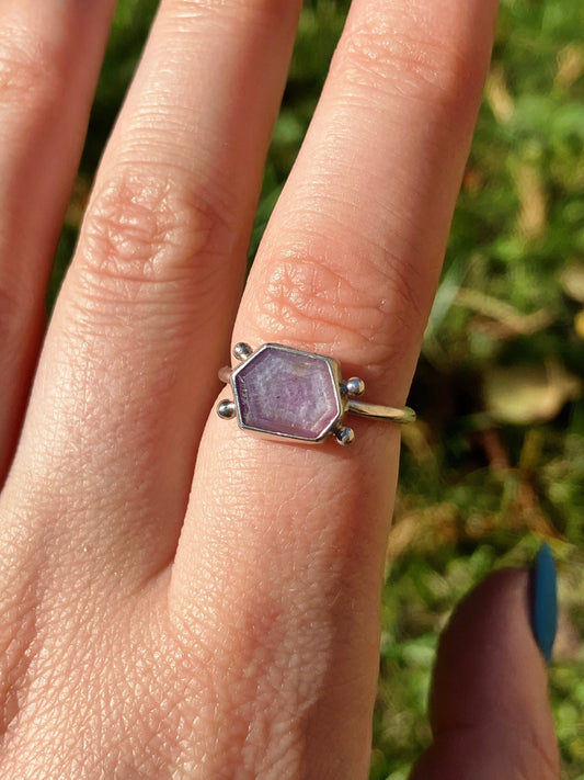 Metallic Plum Sapphire and Sterling Silver Granulation Ring - UK Size L