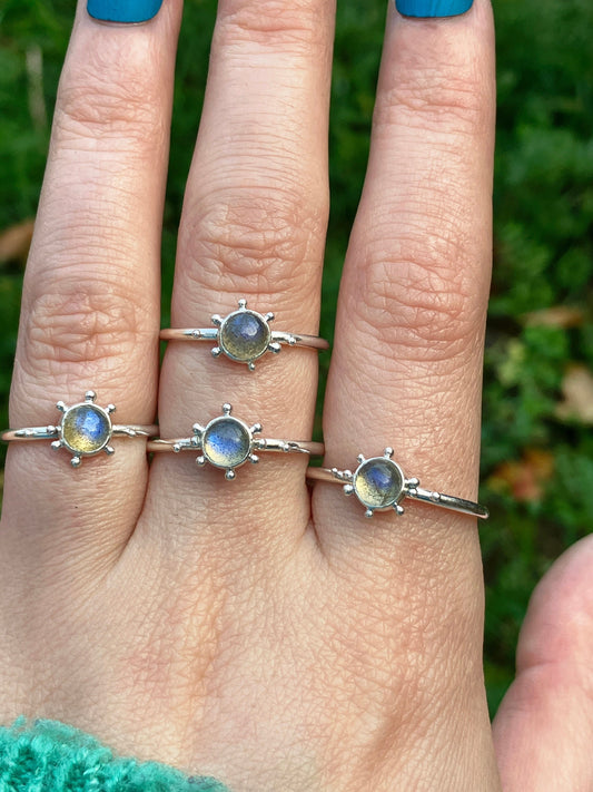 Labradorite and Sterling Silver Granulation Ring