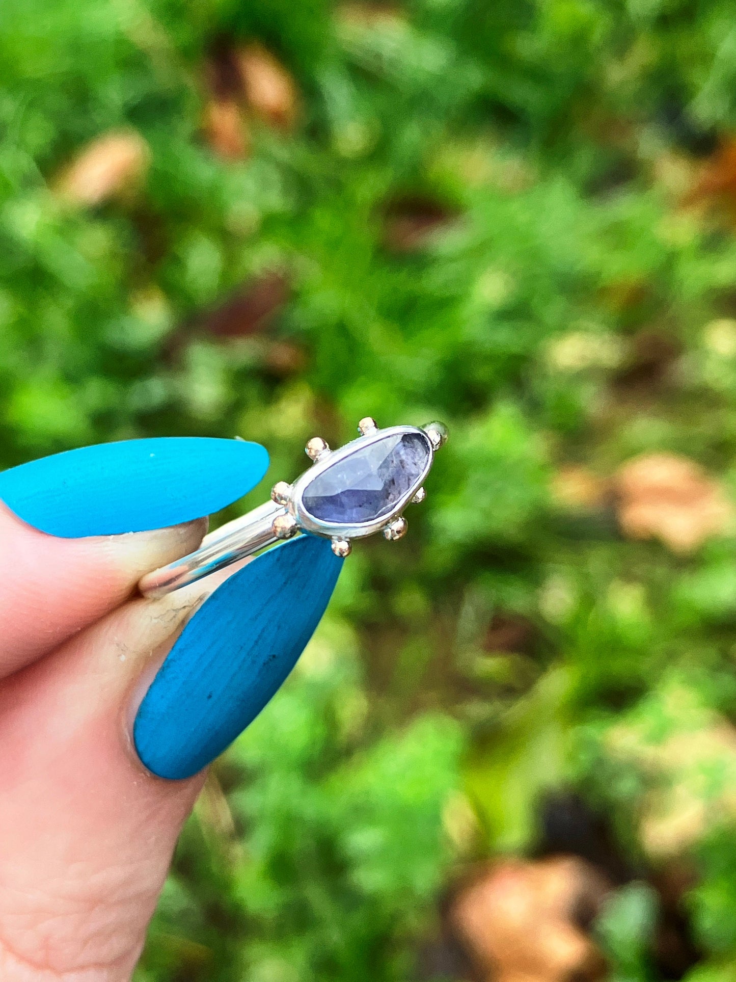 Iolite, 9ct Gold and Sterling Silver Ring with Granulation Details - UK Size O