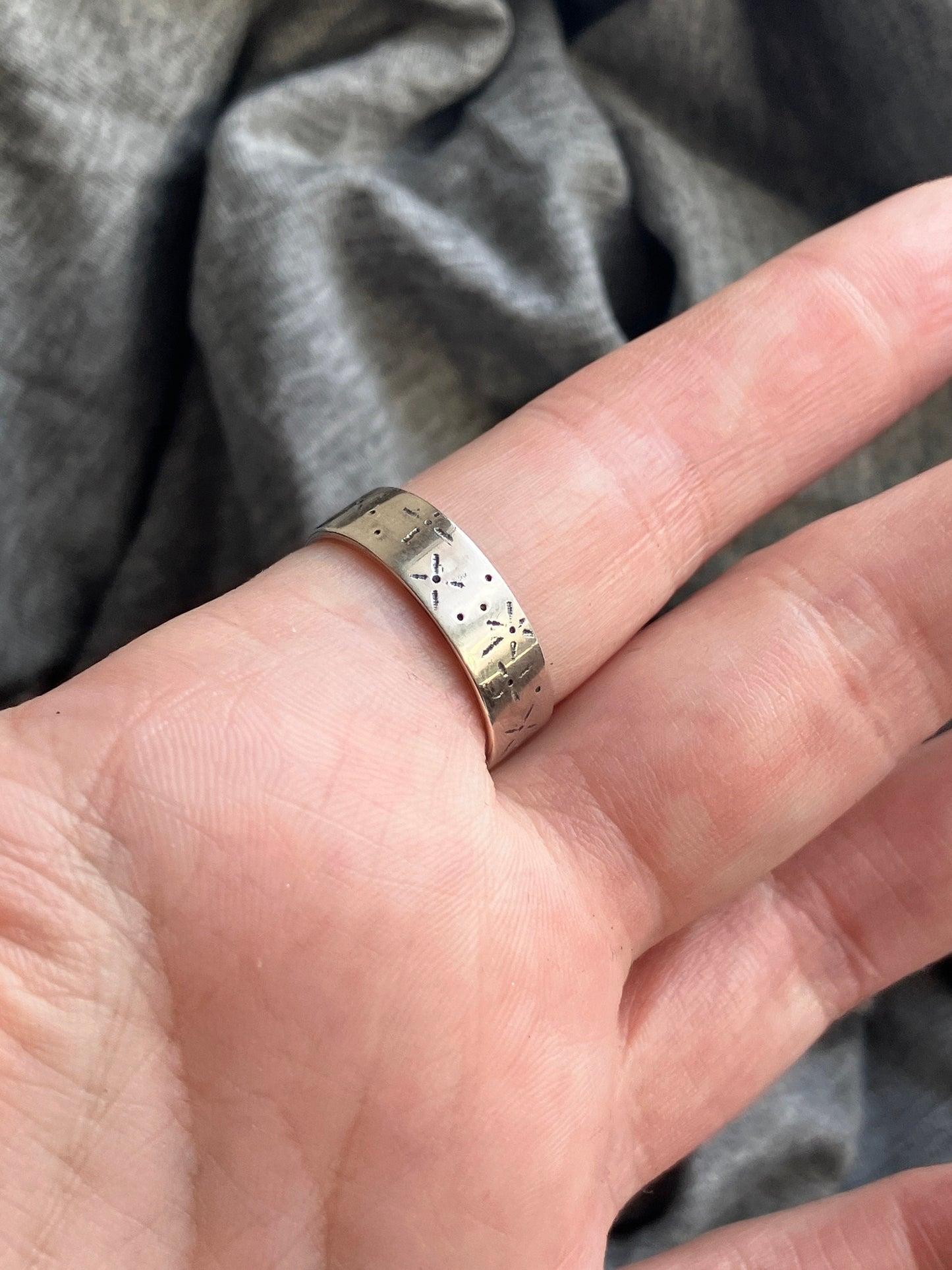 Rainbow Moonstone and Sterling Silver Starry Textured Ring - UK Size P